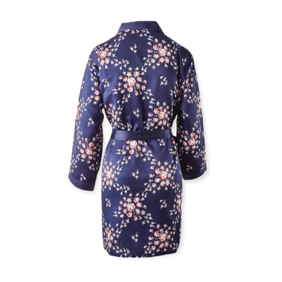 Morgan Lane Satin Robe - Picture 3 of 8